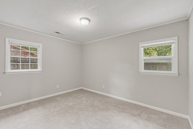hree-bedroom, one-bath traditional-style home in Vista Park - photo 33
