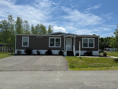 PRICE IMPROVEMENT + BUYER INCENTIVE! The seller is offering $200 - photo 2