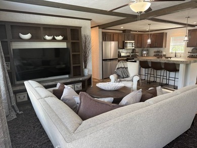 PRICE IMPROVEMENT + BUYER INCENTIVE! The seller is offering $200 - photo 6