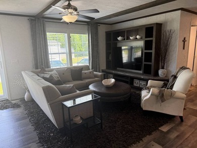 PRICE IMPROVEMENT + BUYER INCENTIVE! The seller is offering $200 - photo 8