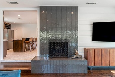 Waterfront living at its finest on one of Lake Tyler's most - photo 8