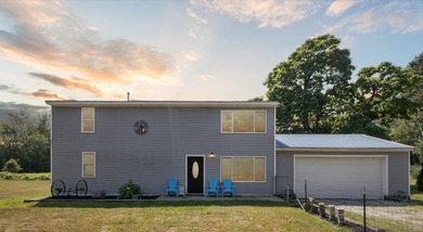 (private lake, pond, creek) Home For Sale in Osceola Indiana