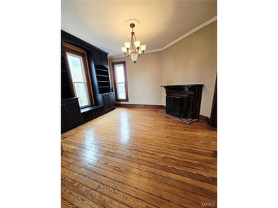 Motivated Seller.- Beautiful 3-bedroom, 2-bath historic home - photo 6