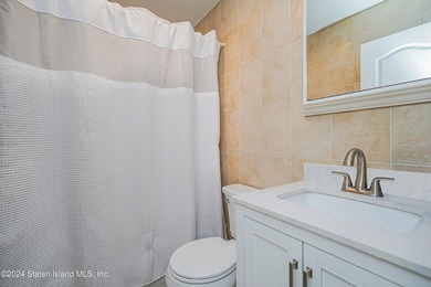 One of a kind 2-family CHC located in prestigious Dongan Hills! - photo 10