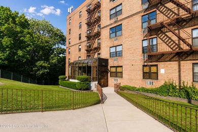 Welcome to 1160 Richmond Road, Unit 2F! Ideally situated on the - photo 2