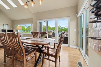 Move into this immaculate custom-built 3-bedroom, 2.5-bath, open - photo 18