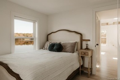 Drift into lake-life mode with this entirely rebuilt waterfront - photo 19