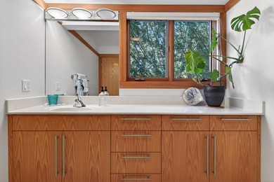 Architectural beauty meets Frank Lloyd Wright inspired design in - photo 26