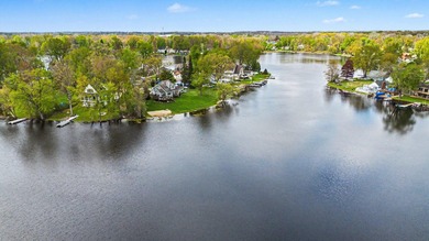 Move into this immaculate custom-built 3-bedroom, 2.5-bath, open - photo 42