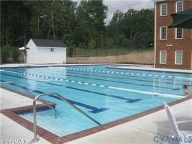 Welcome to Honey Meadows and to this well kept end-unit townhome