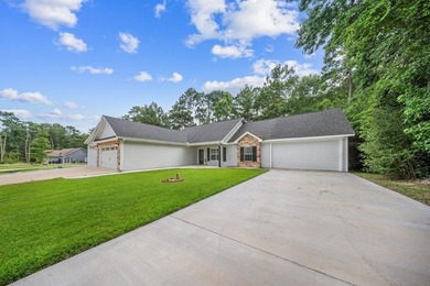 REDUCED! Make your move to Rayburn Country! This versatile home - photo 1
