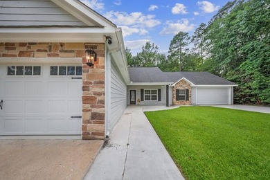 REDUCED! Make your move to Rayburn Country! This versatile home - photo 4