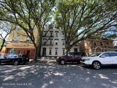 PLEASE READ-AMAZING OPPORTUNITY TO OWN TWO SEPARATE 4 FAMILY - photo 2