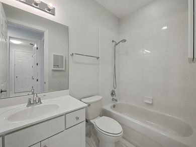 Welcome to this beautifully maintained 2-bedroom + den, 2-bath - photo 13