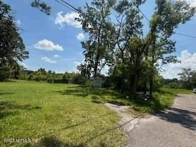 Waterfront, 100' on the river /0.46 Acres, Zoning: RLD-60e build - photo 4