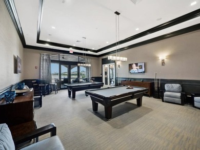 Welcome to this beautifully maintained 2-bedroom + den, 2-bath - photo 24