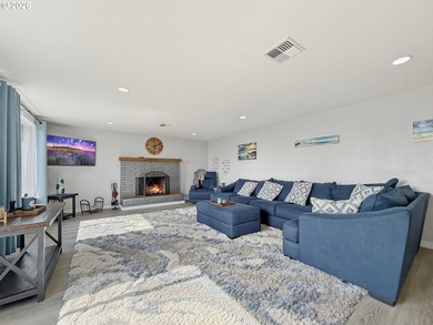 Ocean Views, Coastal Style & Turnkey Living! Beautifully - photo 2