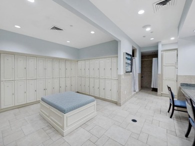 Welcome to this beautifully maintained 2-bedroom + den, 2-bath - photo 33