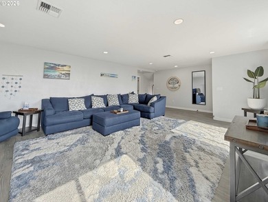 Ocean Views, Coastal Style & Turnkey Living! Beautifully - photo 4