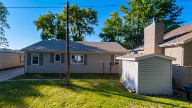 TIMLESS LAKE CHARM WITH ENDLESS POSSIBILITIES. - photo 4