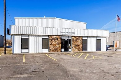 (private lake, pond, creek) Commercial Sale Pending in Tulsa Oklahoma