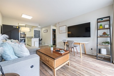 (private lake, pond, coastal) Condo For Sale in Honolulu Hawaii