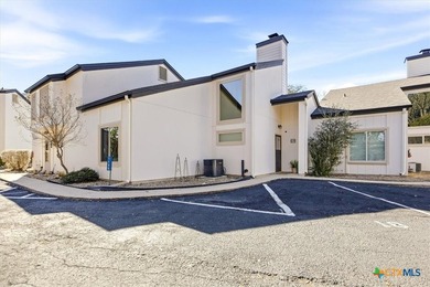 Canyon Lake Condo For Sale in Canyon Lake Texas