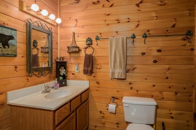 Want the Lake Life? This is it! This 2 bedroom, 2 bath cabin is - photo 15