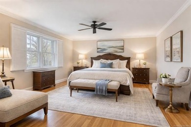 Welcome to 32 Hampton Key, an exceptional waterfront residence - photo 16