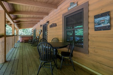 Want the Lake Life? This is it! This 2 bedroom, 2 bath cabin is - photo 22