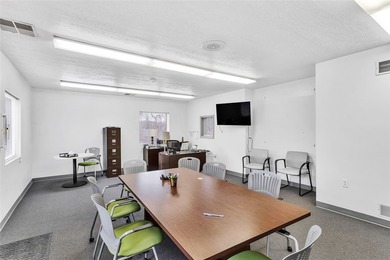 Unique Live-Work Opportunity on 16.2 Acres Outstanding - photo 22