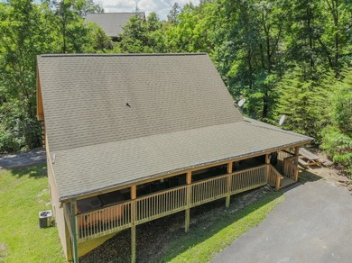 Want the Lake Life? This is it! This 2 bedroom, 2 bath cabin is - photo 29