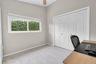 Beautifully renovated 3 BR + Office/flex space, this home - photo 30