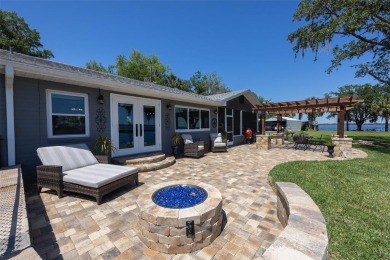 Orange Lake Home For Sale in Micanopy Florida