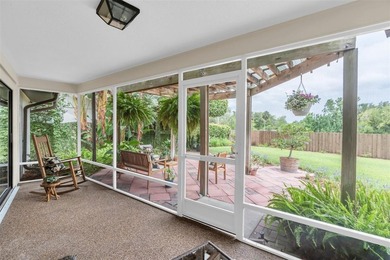 Beautifully renovated 3 BR + Office/flex space, this home - photo 33