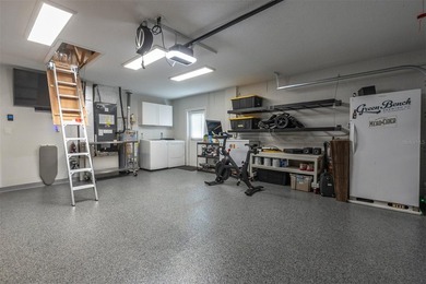 Beautifully renovated 3 BR + Office/flex space, this home - photo 41