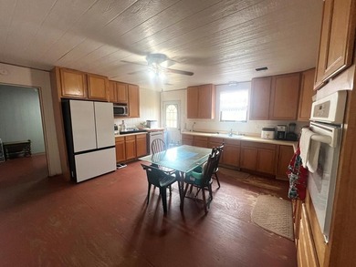 Wonderful property on Ranchland. 10 perimeter fenced acres, Nice