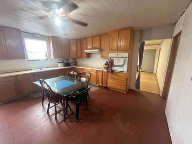 Wonderful property on Ranchland. 10 perimeter fenced acres, Nice