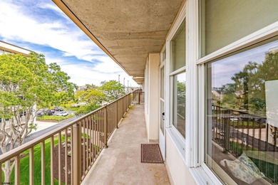 ***WATERFRONT*** Welcome to 500 Bay #404 South - Breathtaking