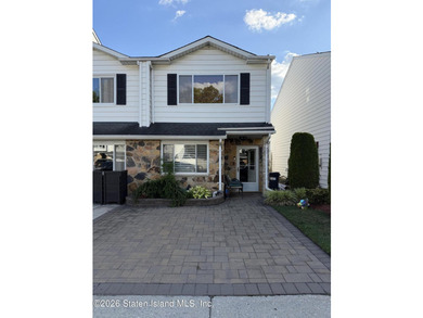MOVE RIGHT INTO THIS BEAUTIFULLY MAINTAINED 2-BEDROOM FINISHED - photo 1