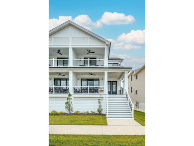 2616 West Ave. is a one of a kind 6 bedroom townhouse that gives