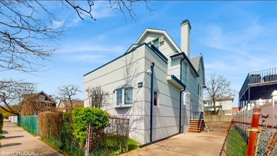 This 4 family magnificent house is being used as a single family - photo 4