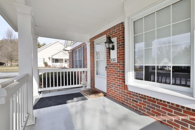 This move-in-ready condo, featuring 2 bedrooms and 2 bathrooms