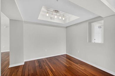 LIKE NEW | UPDATED | MOVE-IN READY | 3-BR, 3-BA PLUS DEN - - photo 15
