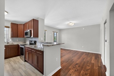 LIKE NEW | UPDATED | MOVE-IN READY | 3-BR, 3-BA PLUS DEN - - photo 20