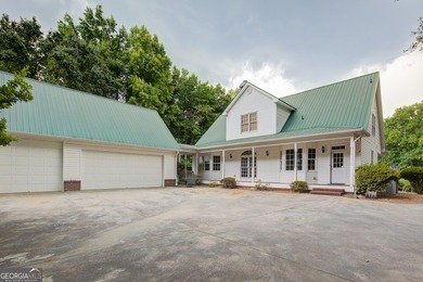 Lake living without the million dollar price tag! This one - photo 2