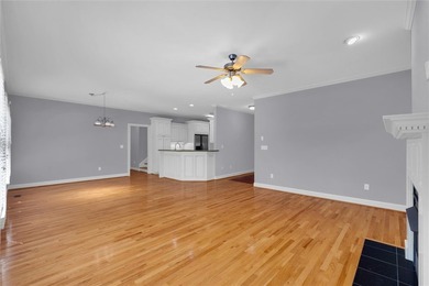 This home is located on an interior lot in the established lake - photo 7