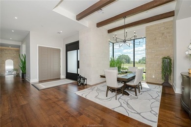 Welcome to your modern masterpiece with expansive views of the - photo 3