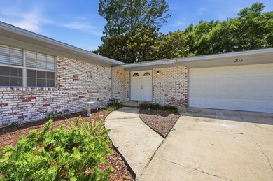 Spacious 3-Bedroom, 2-Bath All-Brick Home in Desirable Palm - photo 6