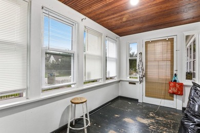 This 3-bedroom, 2-bath home with a detached 2-car garage is full - photo 4